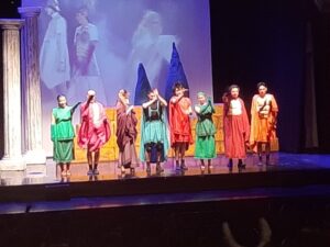 Ida ao teatro - 6º ano